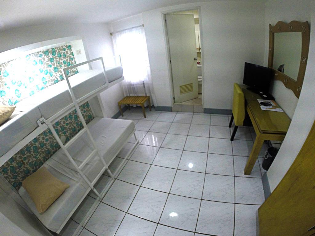Urban Inn Iloilo חדר תמונה
